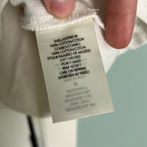 Alice and Olivia All you need is Love Beatles Tee - Picture 7 of 10